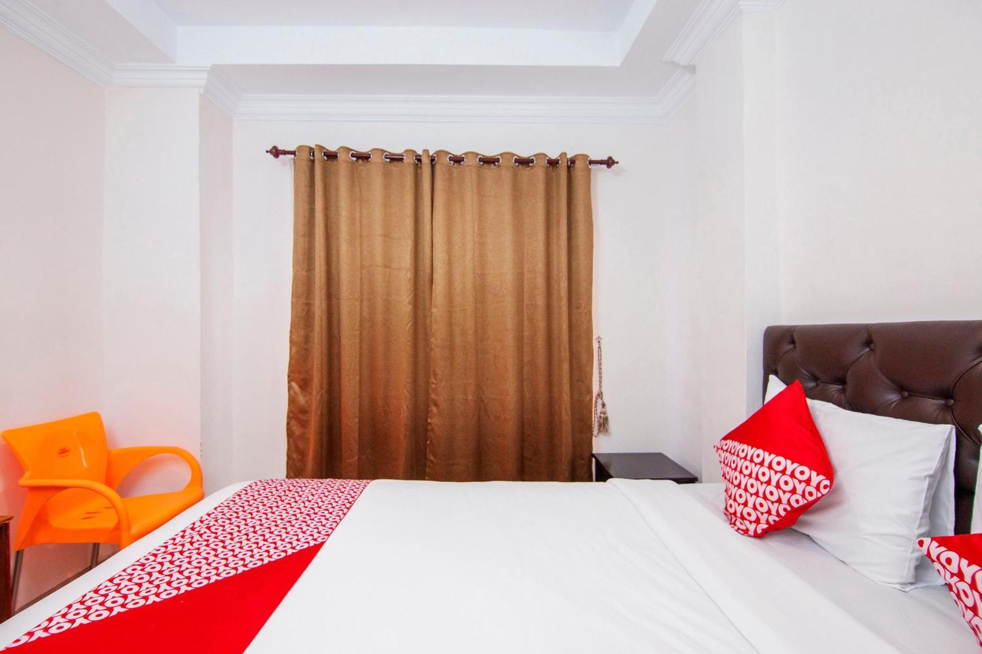 Super Oyo 621 Vania Residence Медан Экстерьер фото
